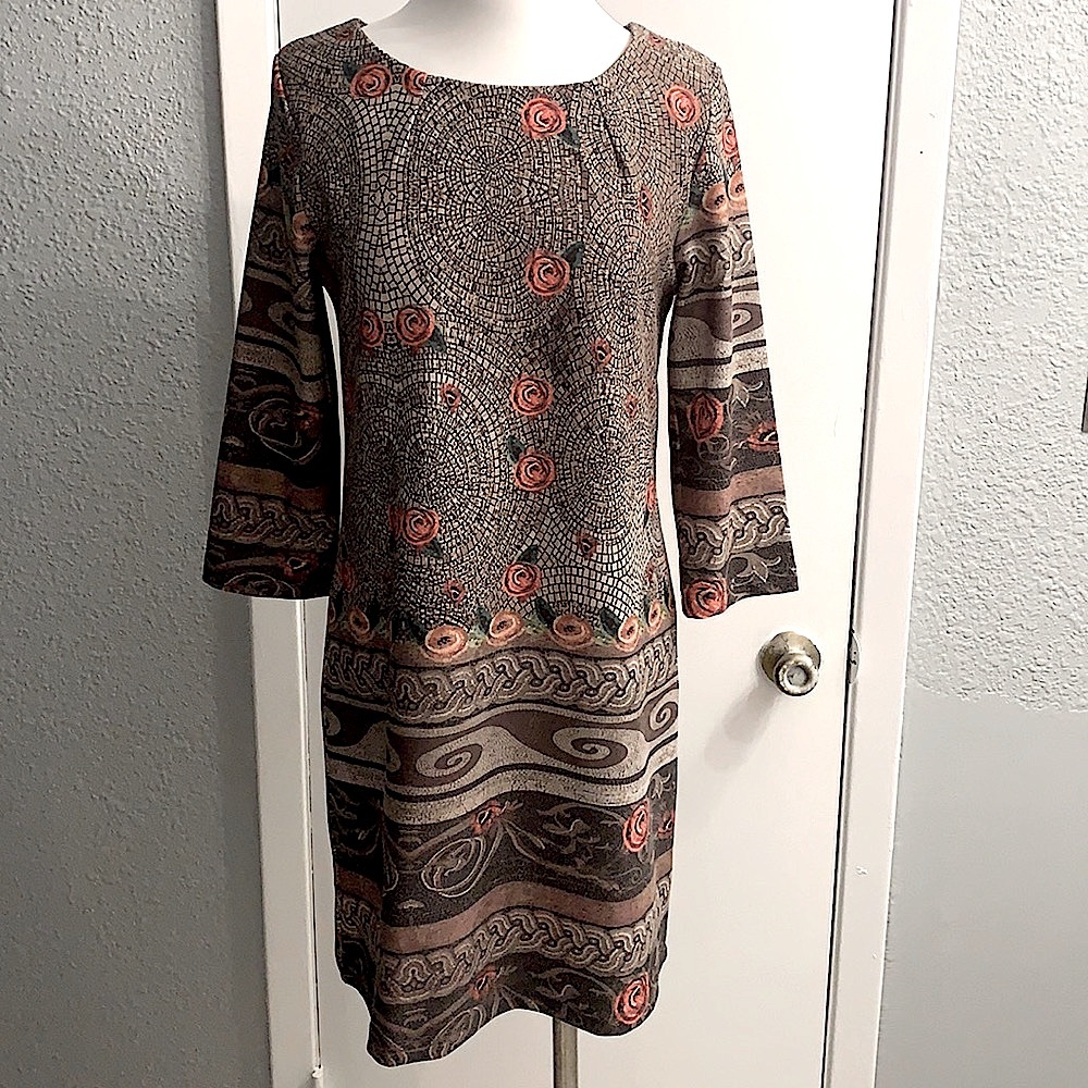 Isle by Melis - Shift Dress